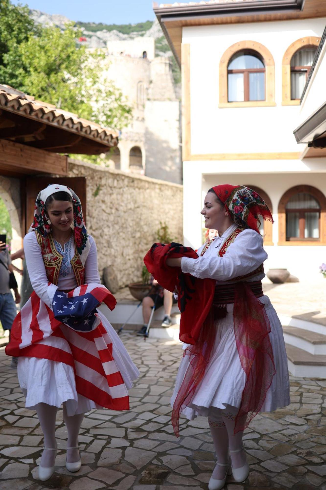 Kruja Albergo Diffuso , Inside Kruja Castle 외부 사진