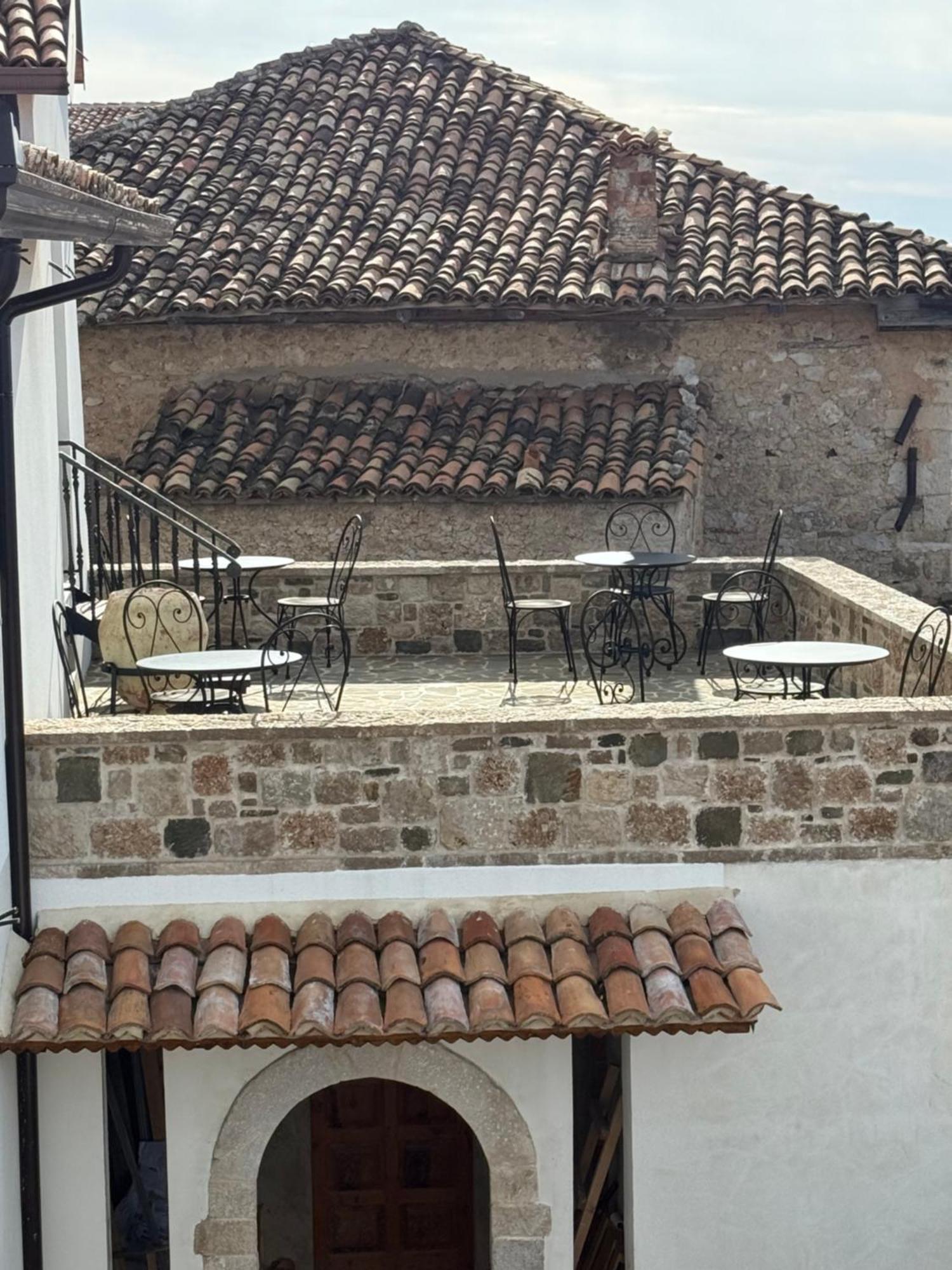 Kruja Albergo Diffuso , Inside Kruja Castle 외부 사진